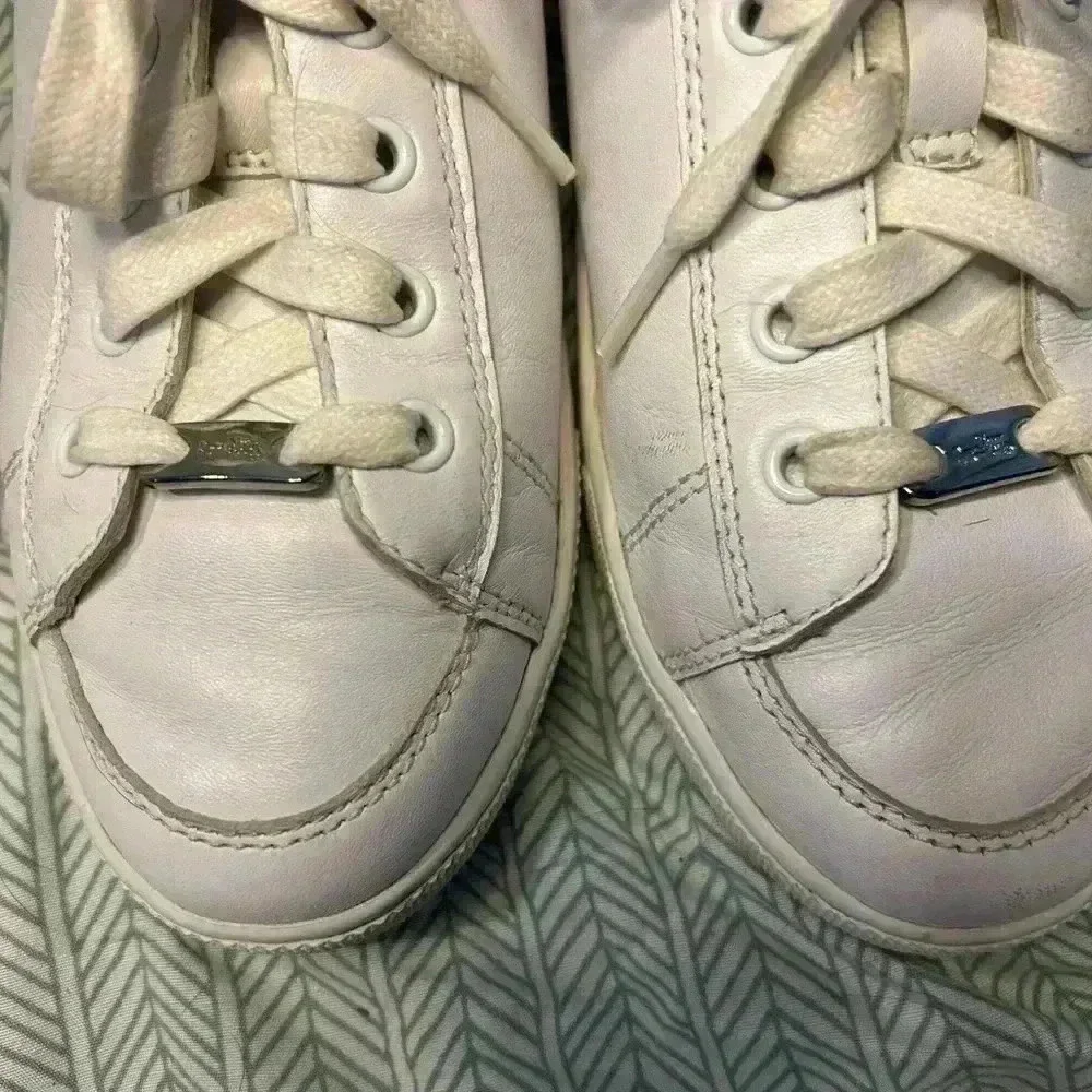 Coach‎ Porter White & Red Leather Sneakers, Size 10